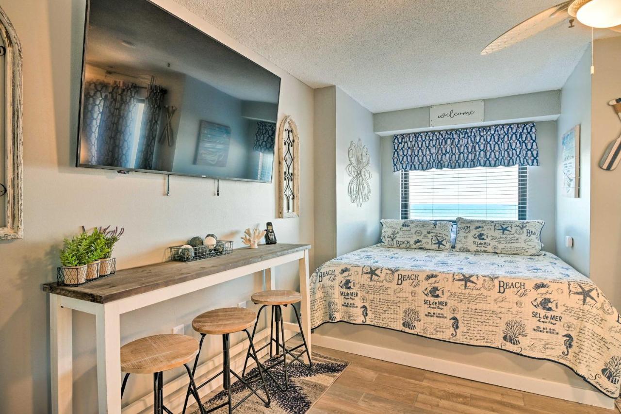 Renovated Oceanfront Resort Condo With Balcony マートルビーチ エクステリア 写真